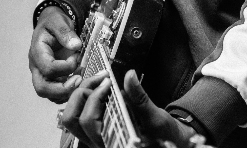 victor-eke-B0G4YjQ6Jzw-unsplash